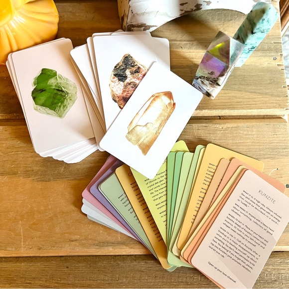 New! Crystals To Energize Your Life 78 Card Deck With Crystal Descriptors 🔮 - Picture 4 of 6